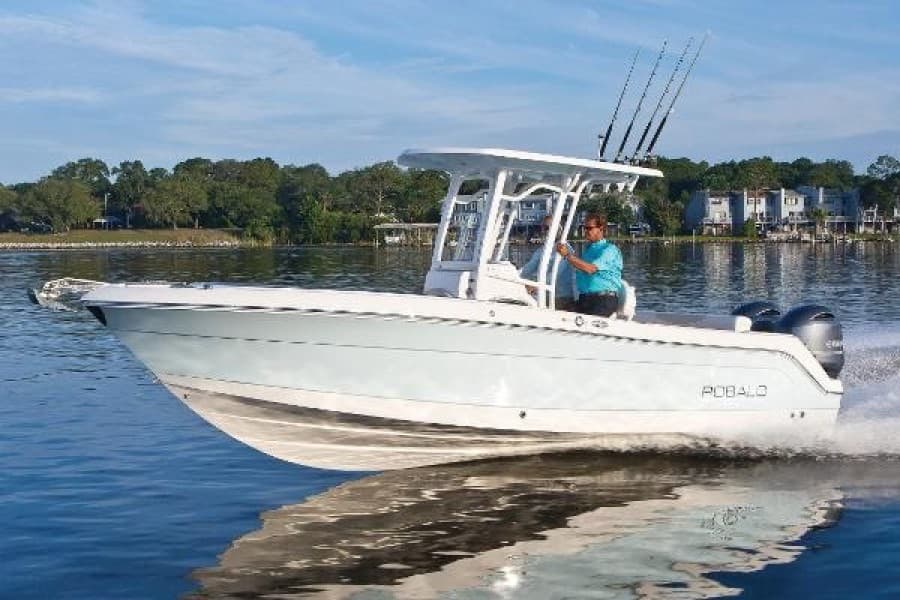2018 Robalo 