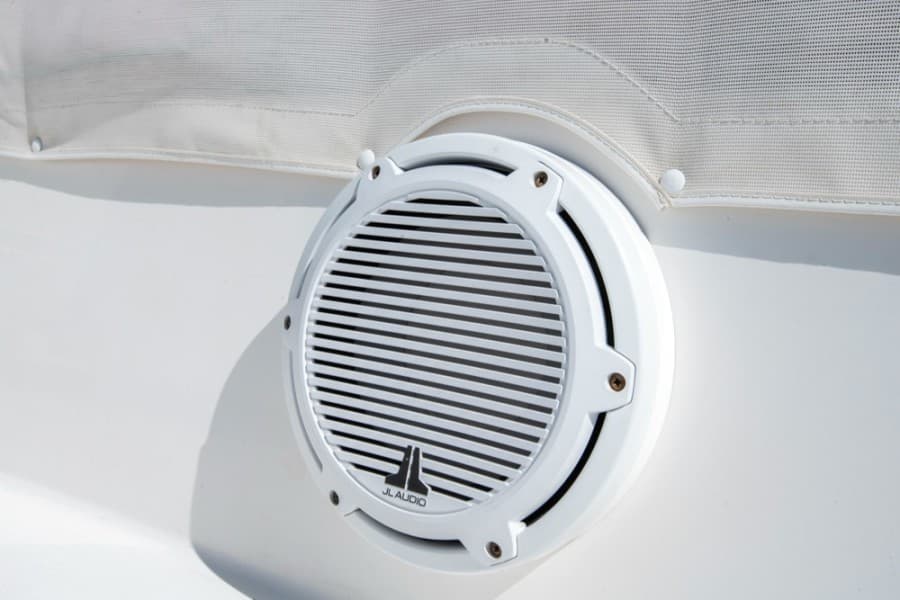 2011 Invincible 42CC