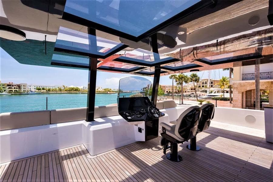 13 Rock Star Fly Helm