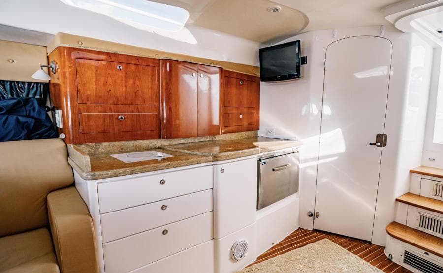 2009 Intrepid 430 Sport Yacht