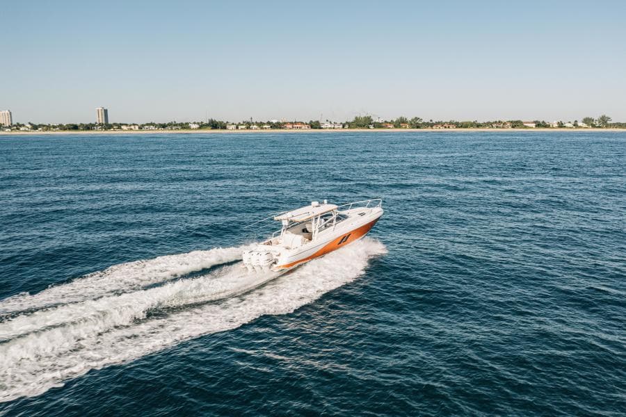 2009 Intrepid 430 Sport Yacht