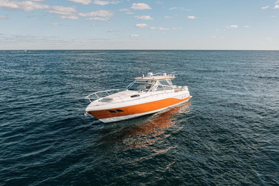 2009 Intrepid 430 Sport Yacht