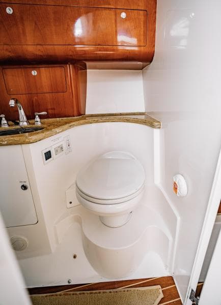 2009 Intrepid 430 Sport Yacht