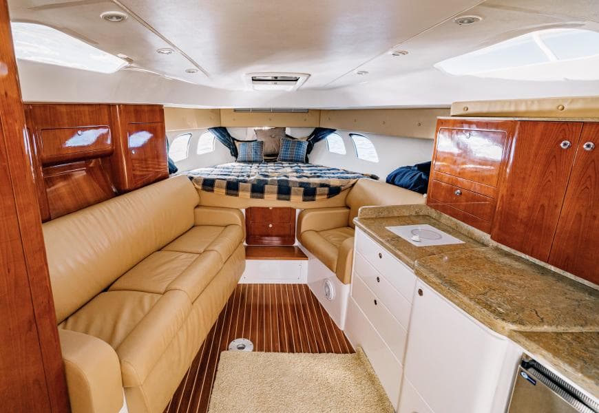 2009 Intrepid 430 Sport Yacht