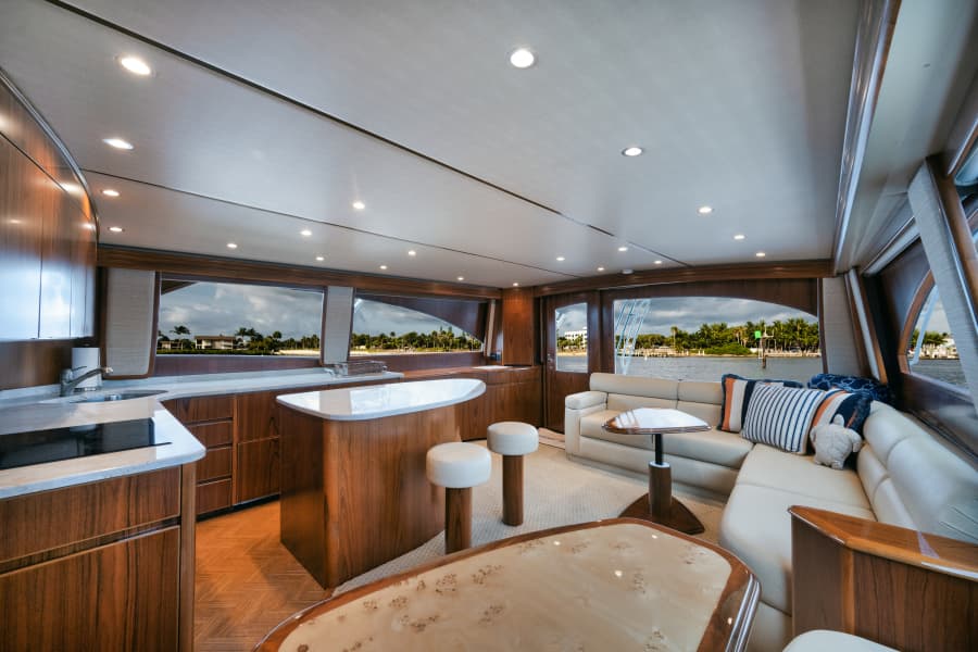 2016 Viking 62 Convertible