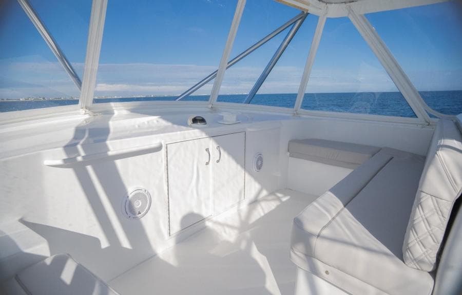 2005 Hatteras 60 Convertible