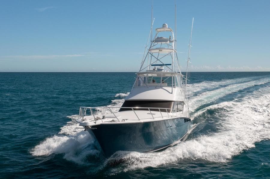 2005 Hatteras 60 Convertible