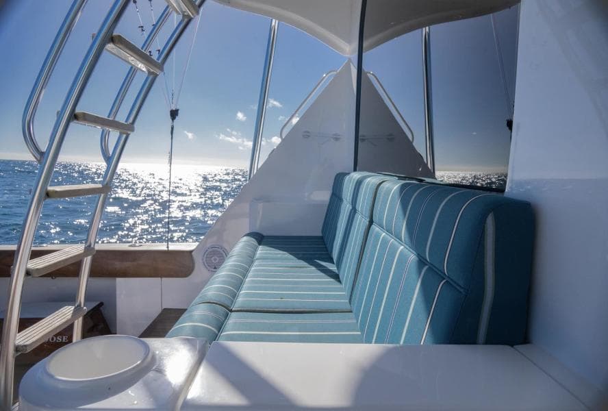 2005 Hatteras 60 Convertible