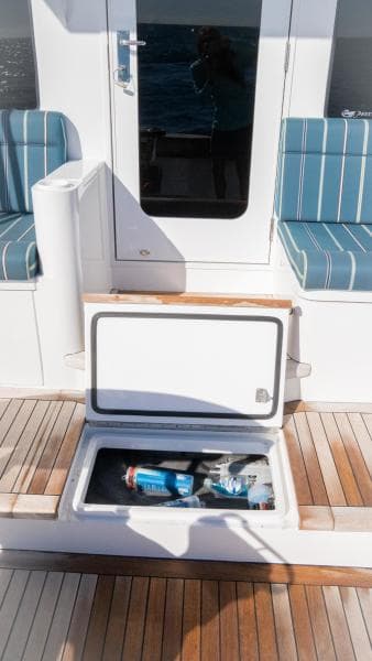 2005 Hatteras 60 Convertible