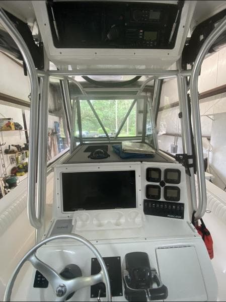 2004 Regulator 26FS