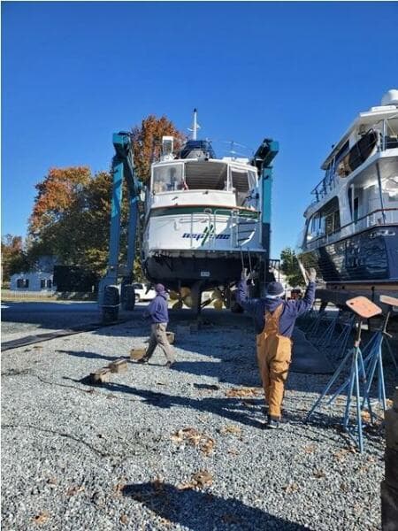 72' DeFever hauled out2