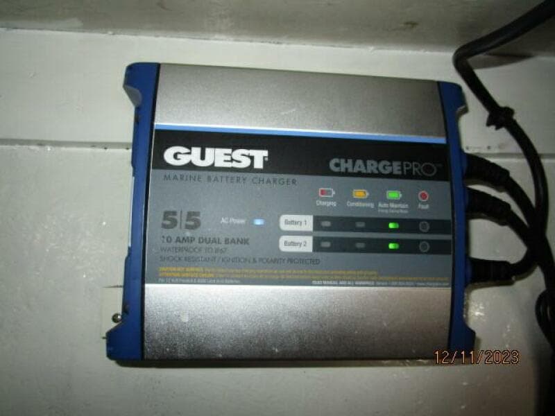 72' DeFever battery charger2