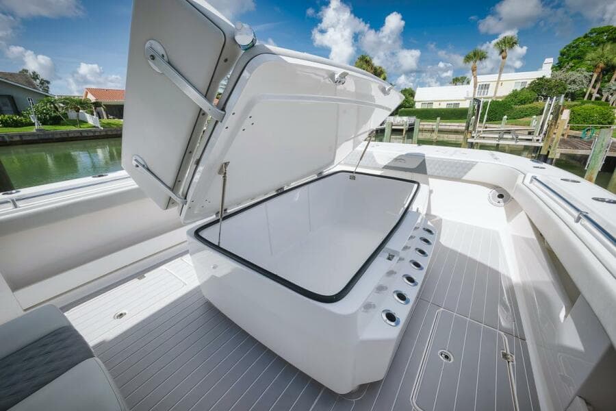 2019 Invincible 40 Catamaran