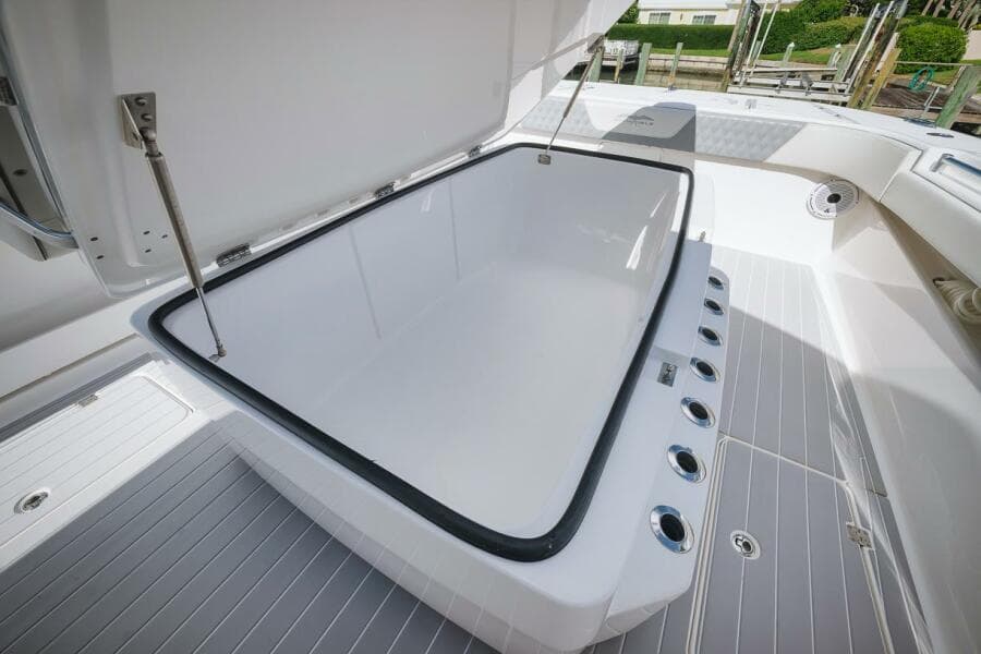 2019 Invincible 40 Catamaran