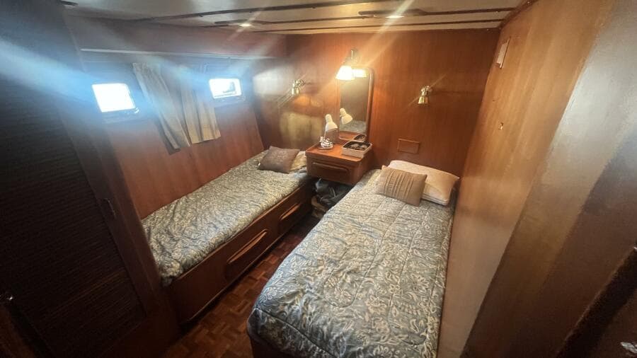 1986 Marine Trader Med Yacht 62 Yachtfish
