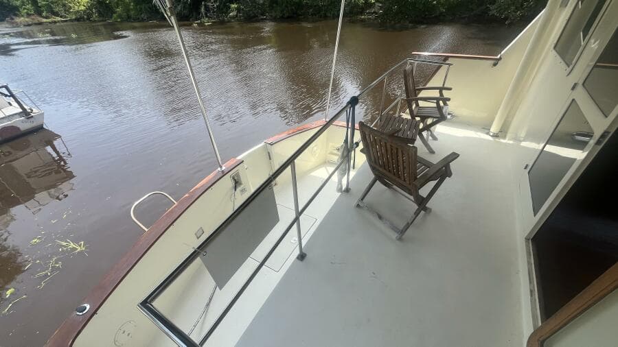 1986 Marine Trader Med Yacht 62 Yachtfish