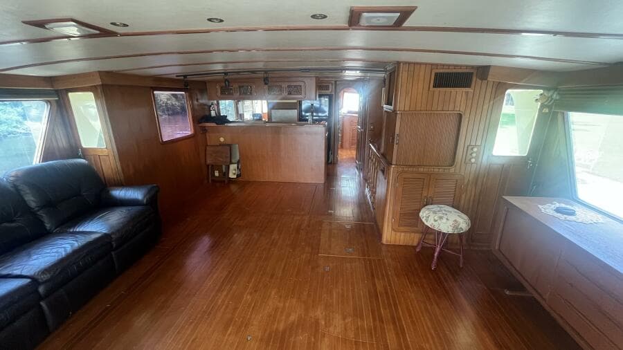 1986 Marine Trader Med Yacht 62 Yachtfish