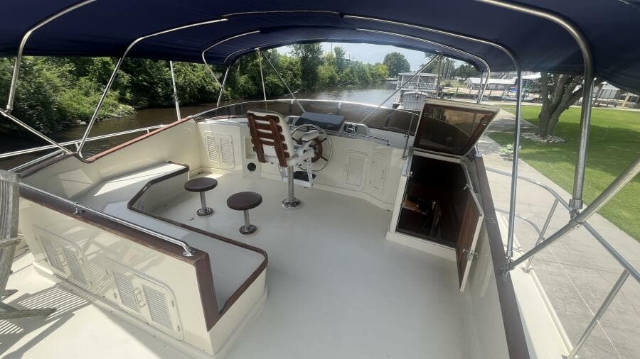 1986 Marine Trader Med Yacht 62 Yachtfish