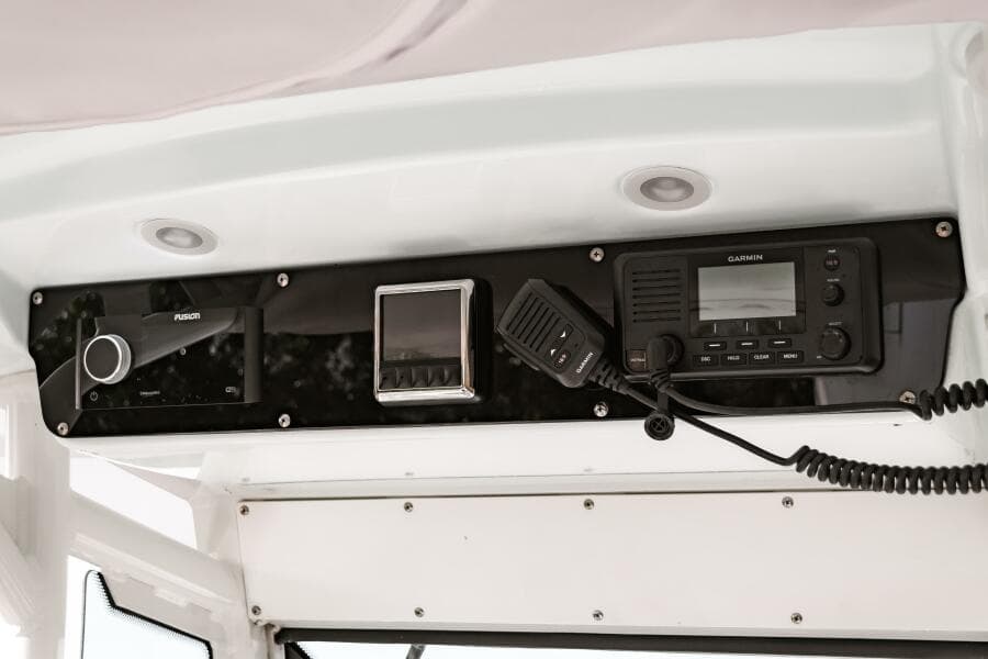 2022 Everglades 253CC