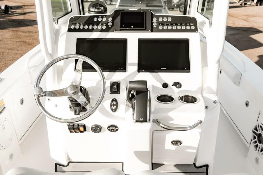 2022 Everglades 253CC