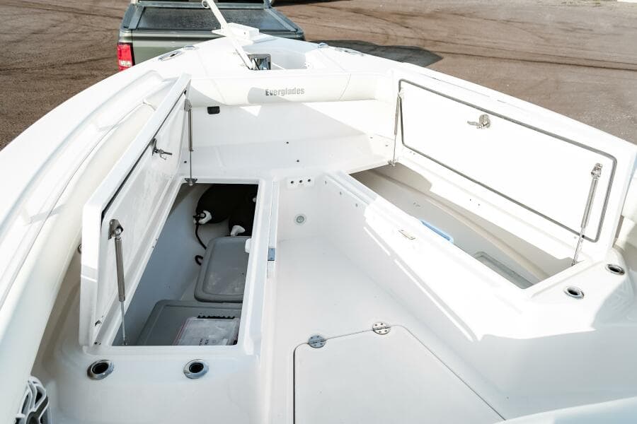 2022 Everglades 253CC