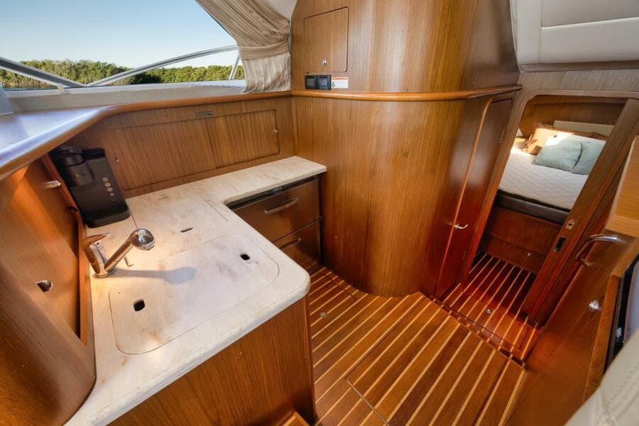 2015 Tiara Yachts Tiara 390 Convertible