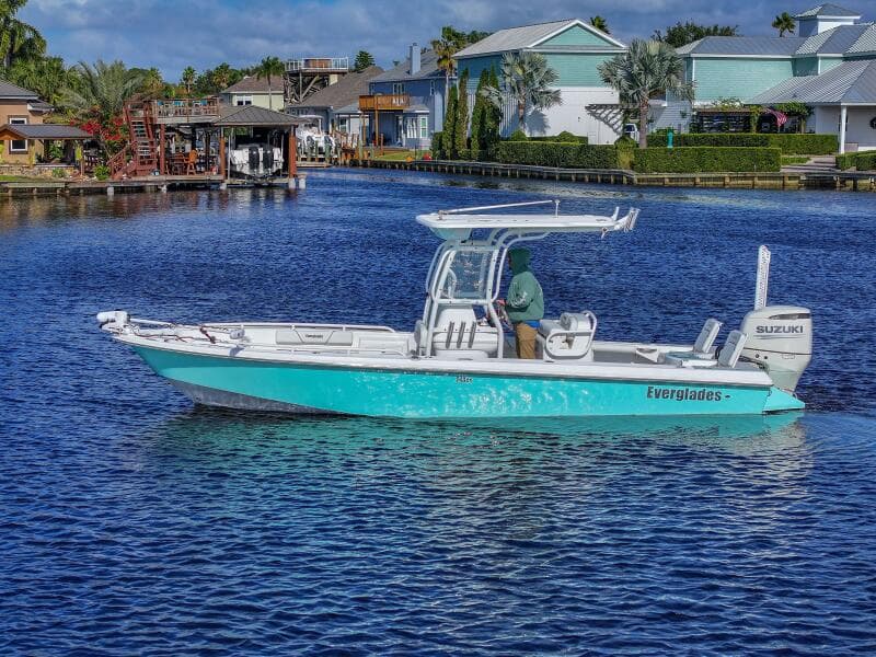 2024 Everglades 243CC