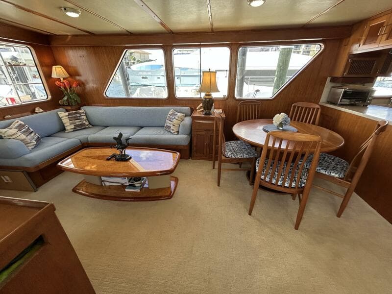 57' DeFever salon port