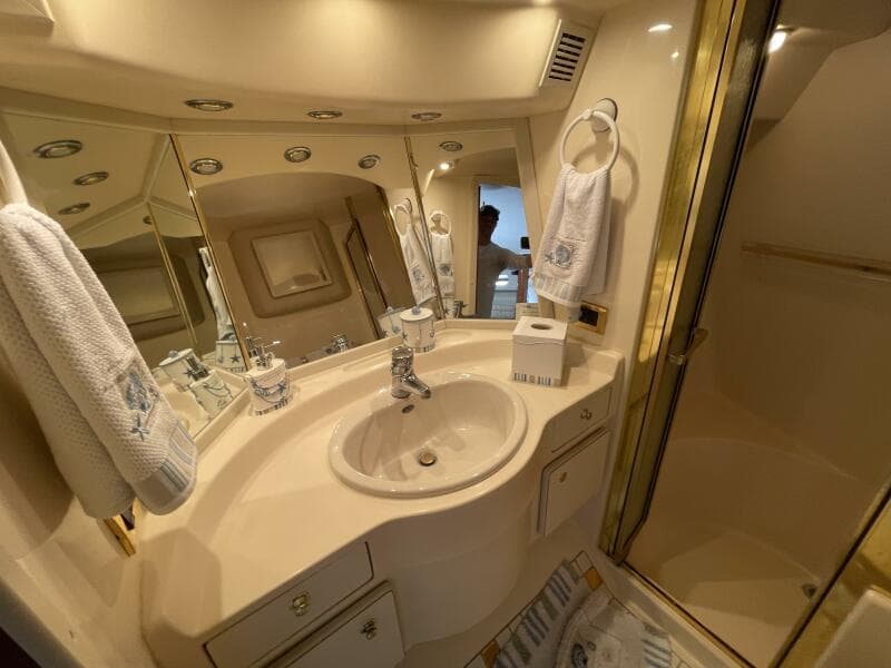 1998 Sea Ray 630 Super Sun Sport