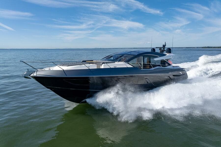 2020 Sunseeker Predator