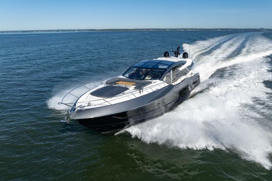 2020 Sunseeker Predator