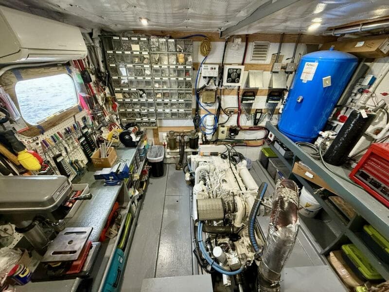 2018 Avenger Luxury Catamaran Coastal Cruiser