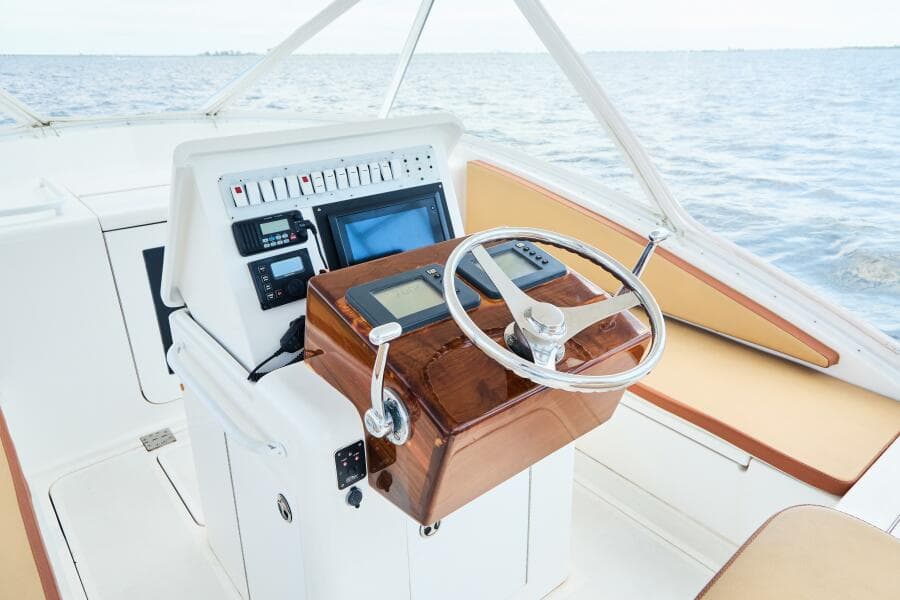 2003 Egg Harbor Predator Express