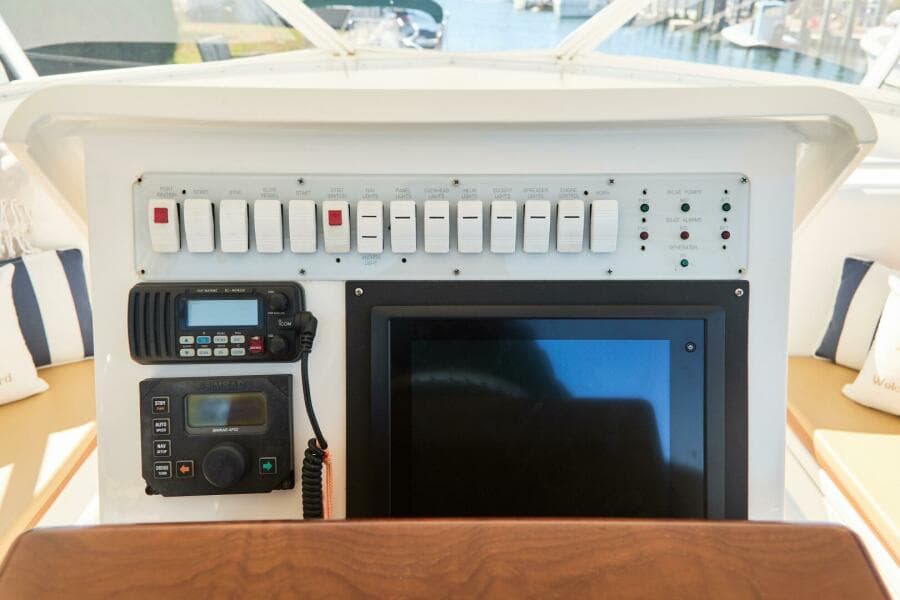 2003 Egg Harbor Predator Express