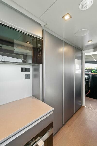 2023 Pershing GTX Motoryacht