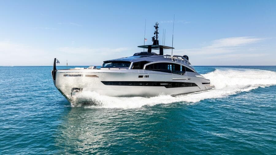 2023 Pershing GTX Motoryacht