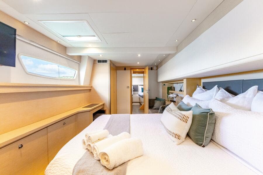 2017 Fountaine Pajot Victoria 67