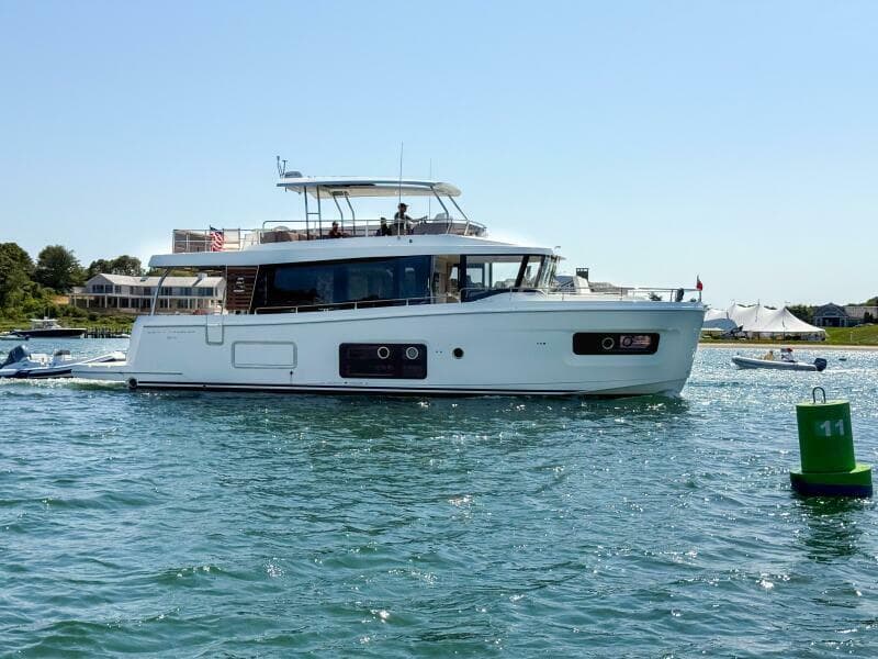 2026 Beneteau Swift Trawler 54