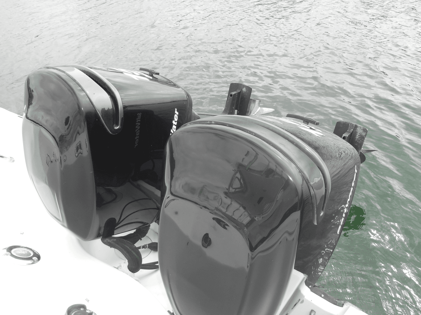 2004 Boston Whaler 255 Conquest