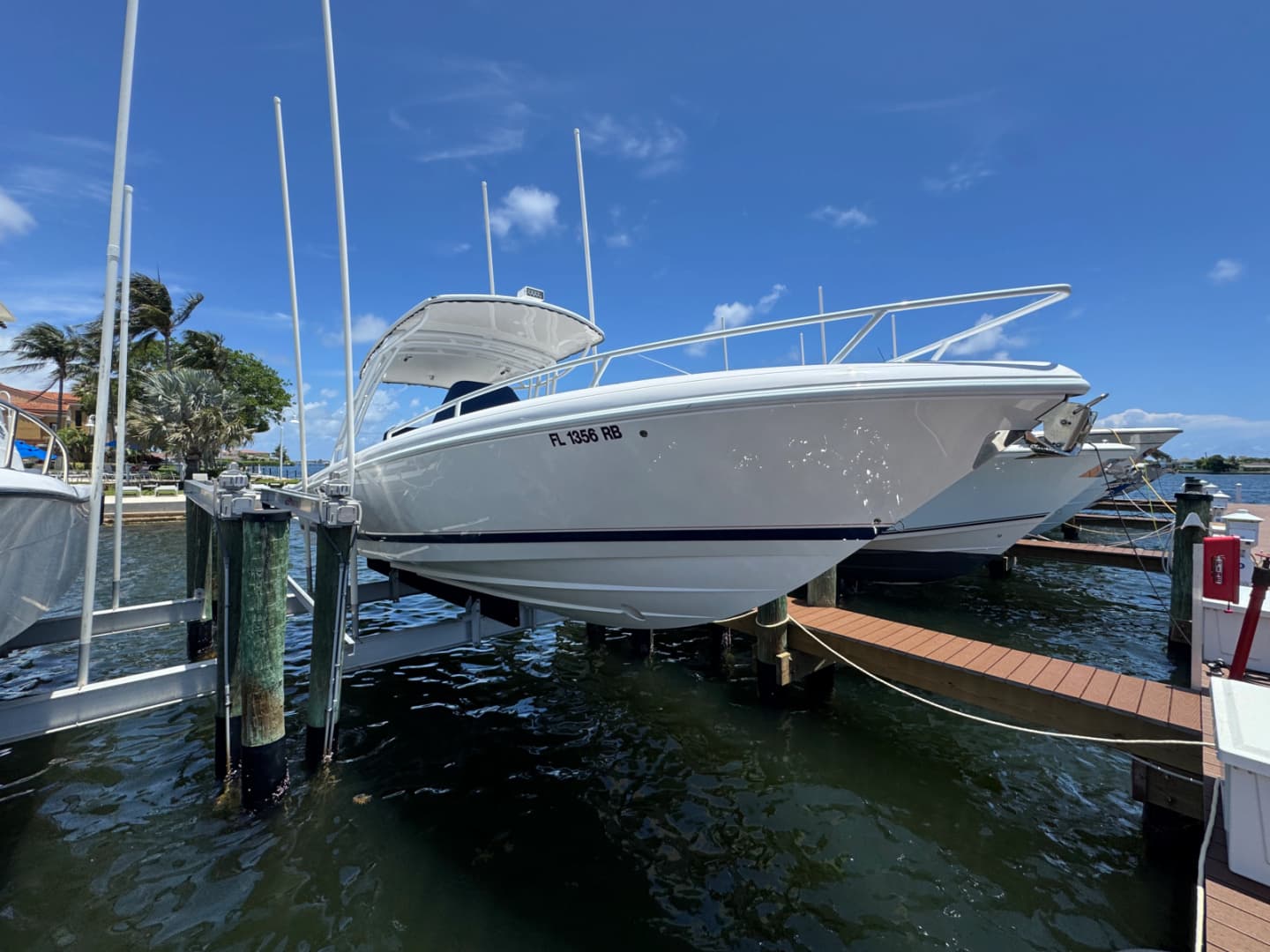 2015 Intrepid 327CC