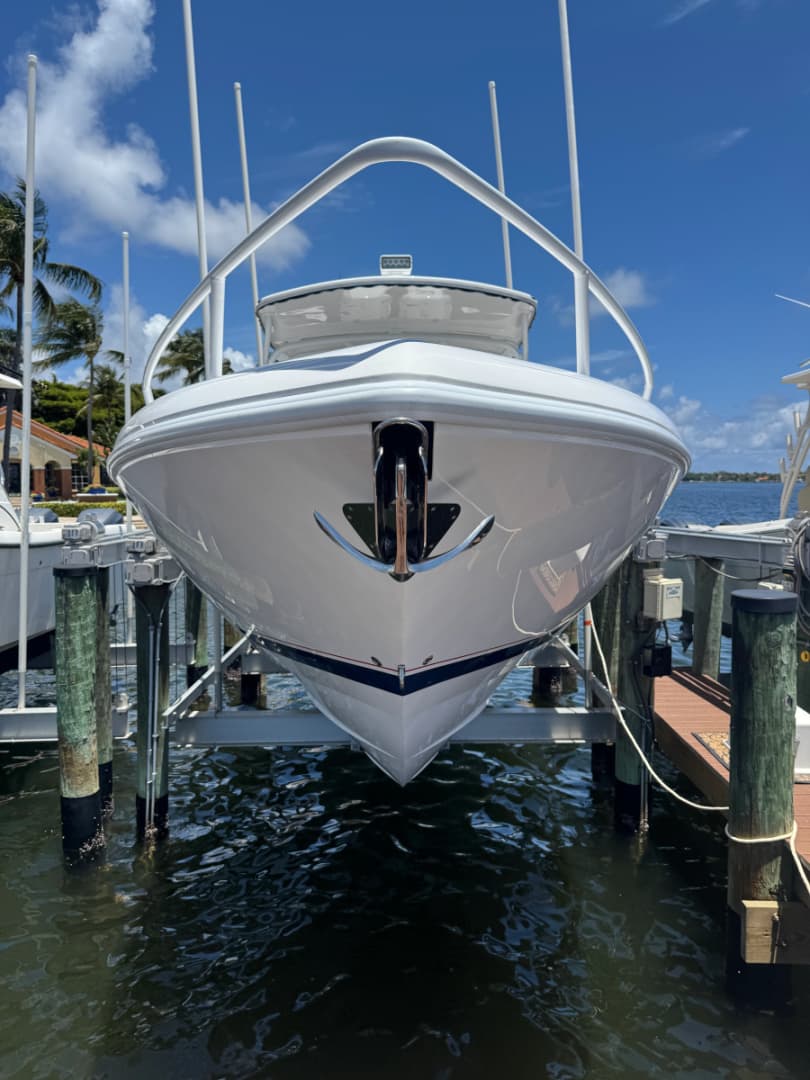 2015 Intrepid 327CC