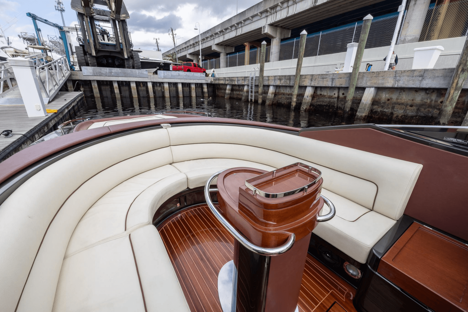 2013 Riva 33' Aquariva Super
