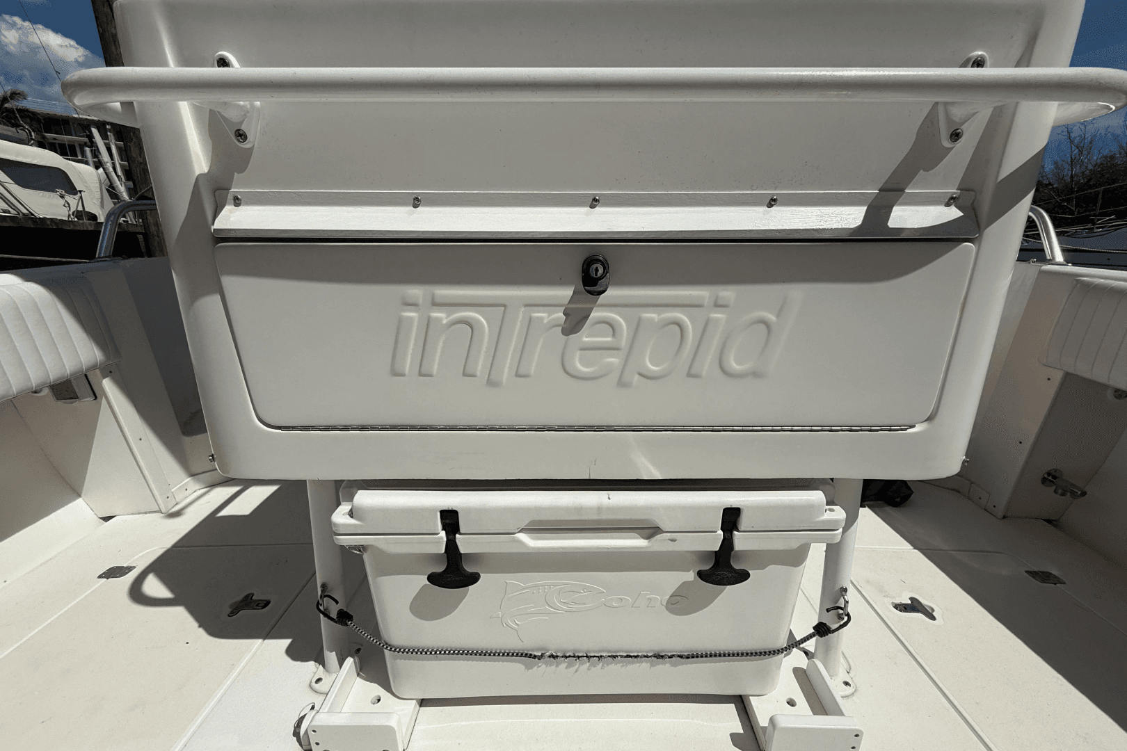 2004 Intrepid 348 WA