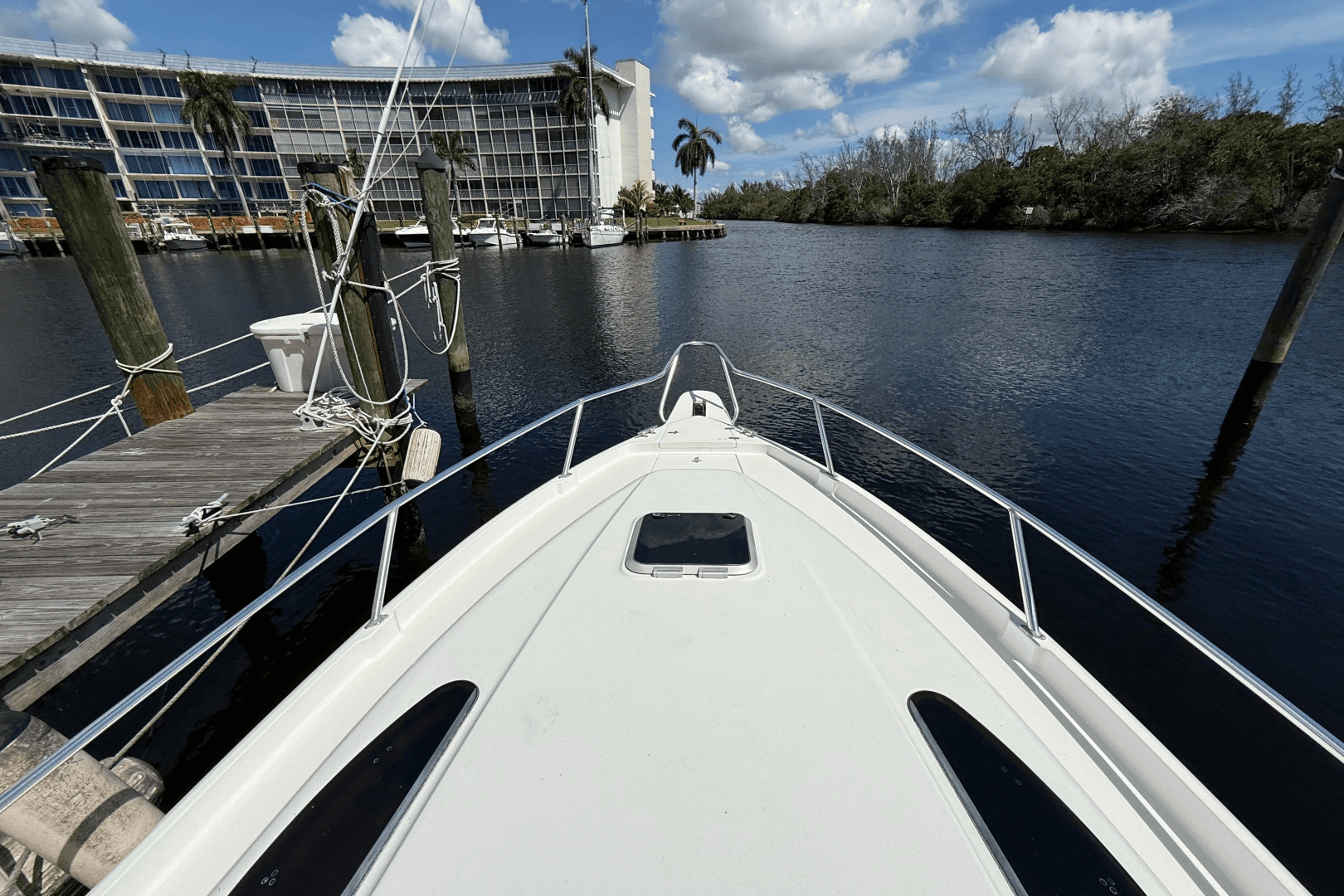 2004 Intrepid 348 WA
