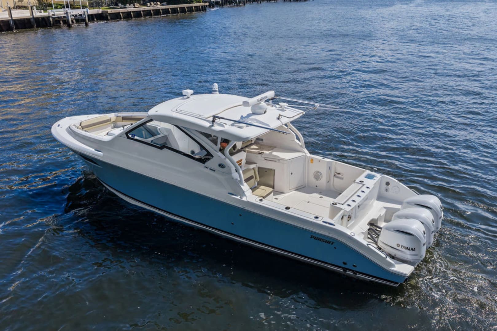 2019 Pursuit 365 DC