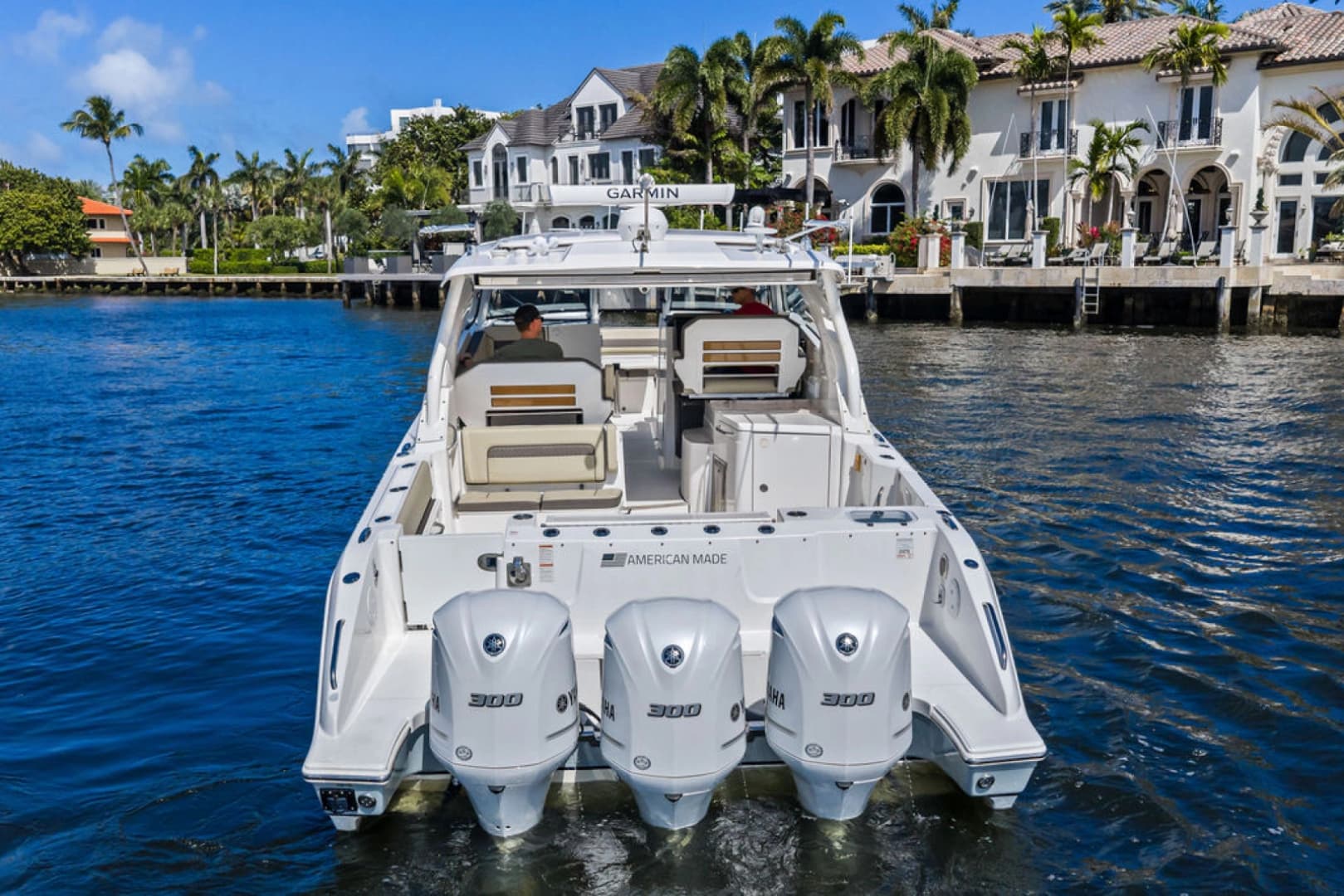 2019 Pursuit 365 DC