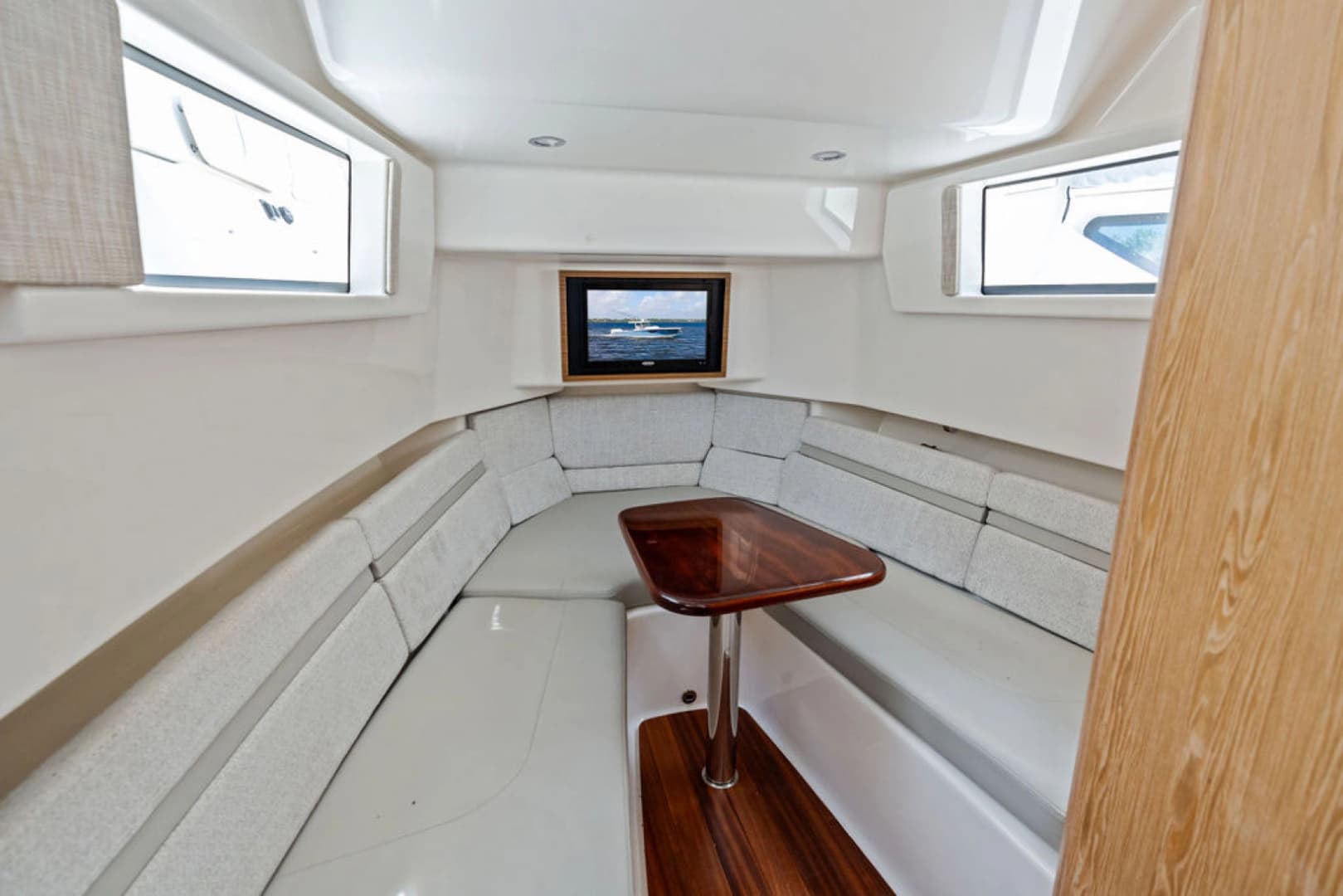 2021 Pursuit S 378 Sport