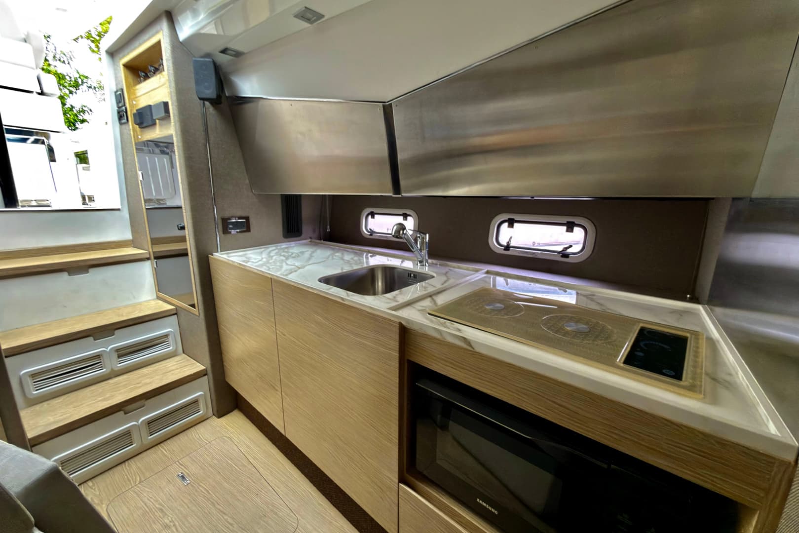 2019 Azimut Verve 40