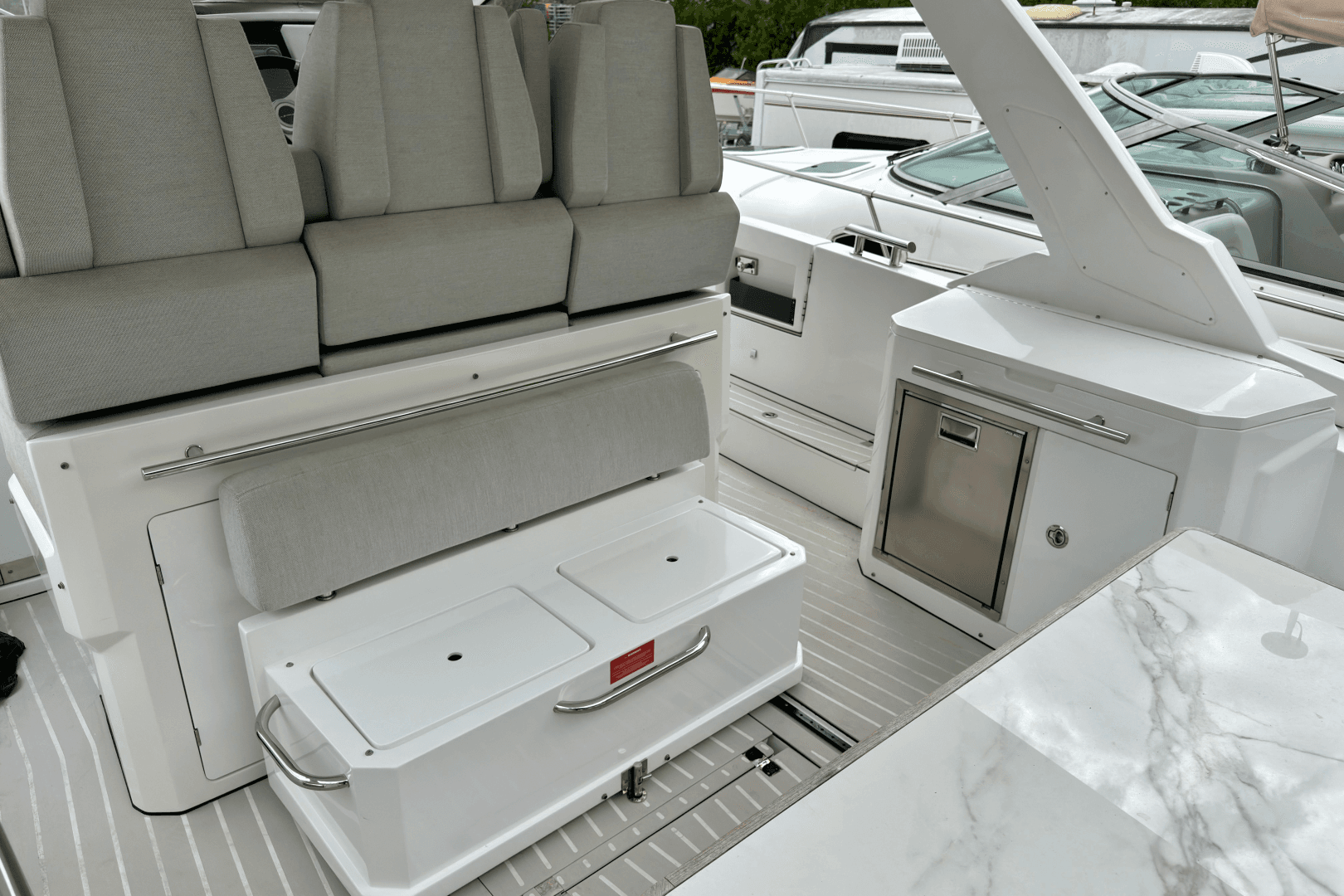 2019 Azimut Verve 40