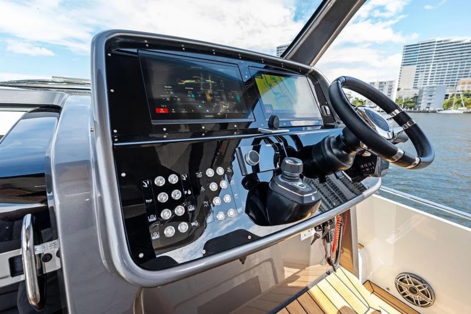 2025 Sacs 40 Rebel